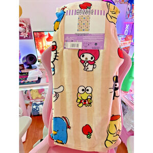 Hello Kitty & Friends Throw Blanket Silk Touch 50x70 Snacks Food 2025 Sanrio